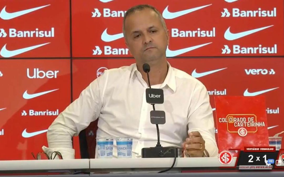 Melo: “não lembro se a gente chegou a dar um chute a gol”