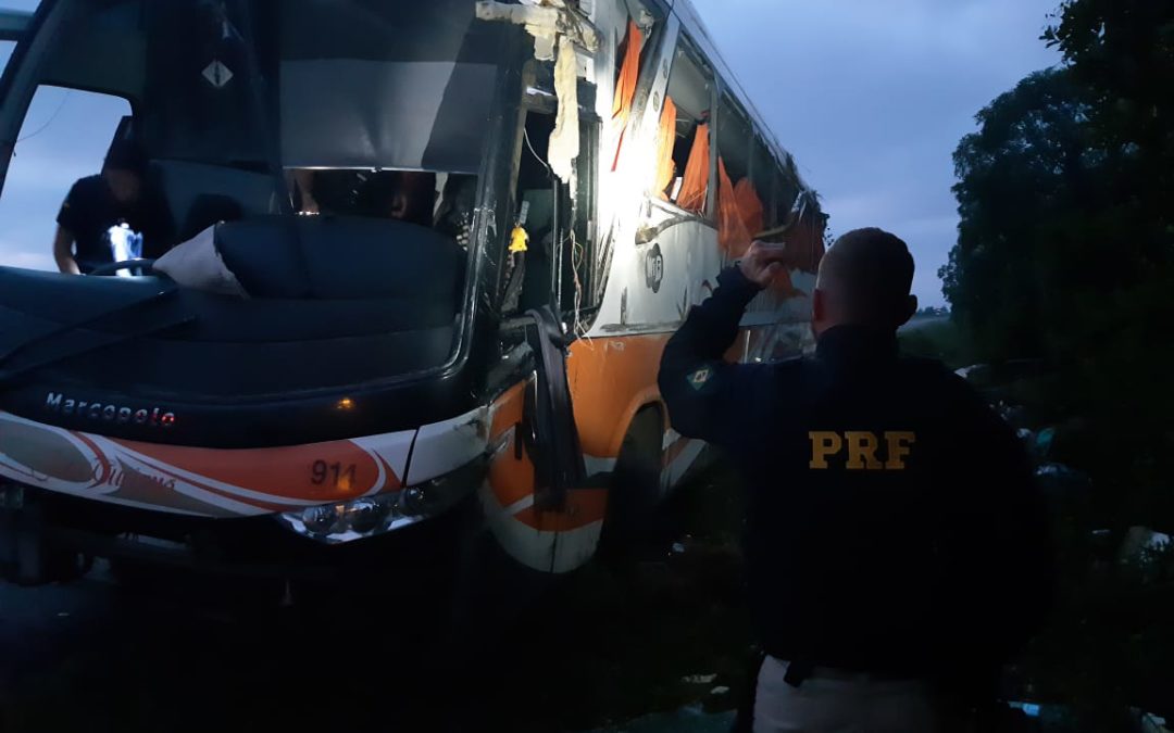Pelo menos 11 pessoas morrem acidentes de trânsito no RS no final de semana