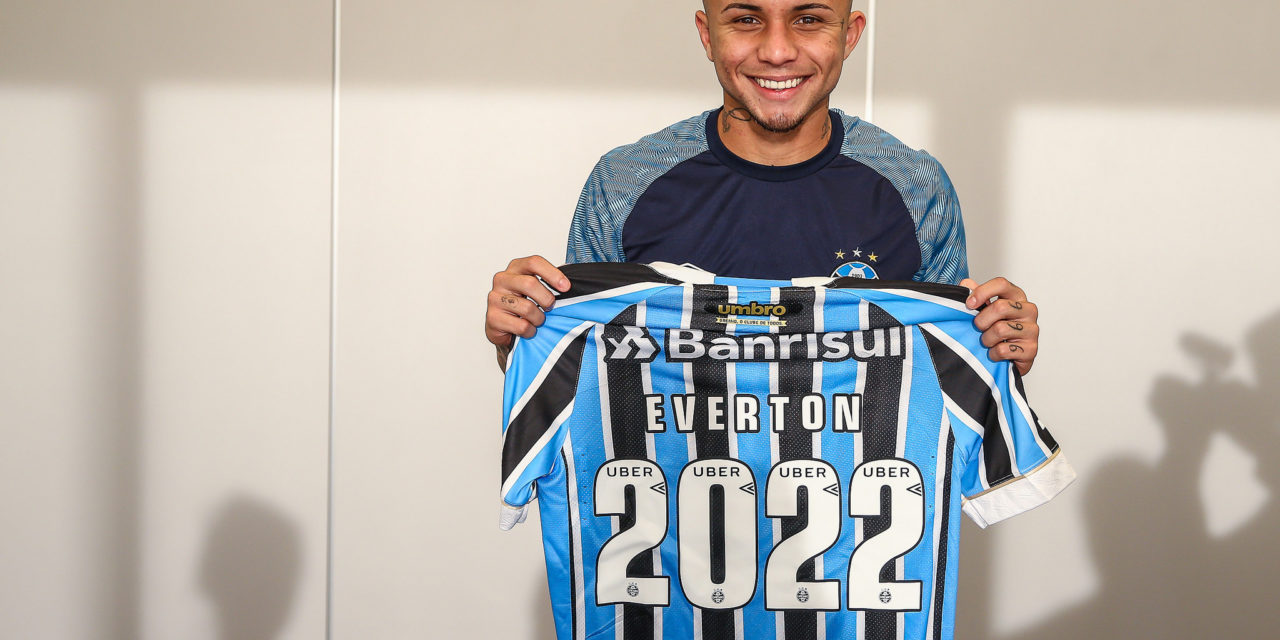 Grêmio renova contrato com Everton até 2022