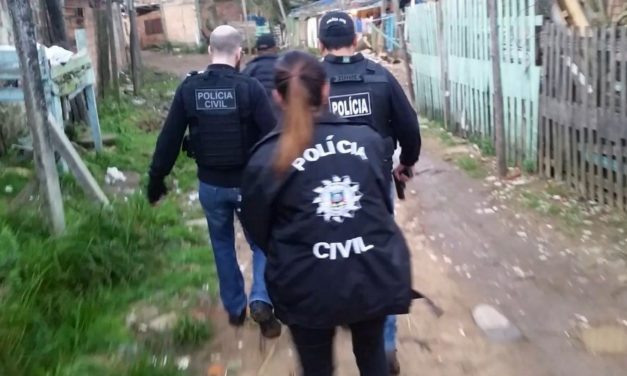 Polícia identifica e prende dois envolvidos na chacina de Porto Alegre