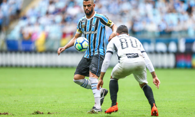 Maicon deve ser o único titular do Grêmio contra o Fluminense