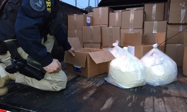 PRF apreende agrotóxicos em Quaraí