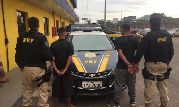 PRF apreende suspeitos de assalto na BR-116