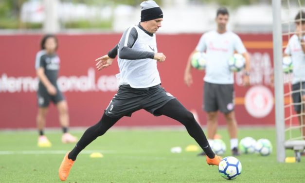 Victor Cuesta ainda acredita no título