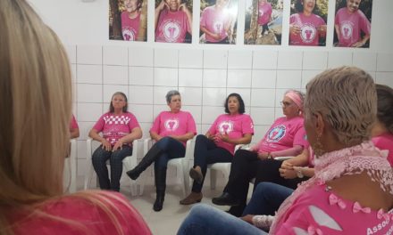 Outubro é o mês da conscientização do combate ao câncer de mama