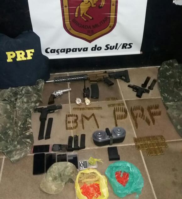 PRF prende oito integrantes de quadrilha em Caçapava do Sul