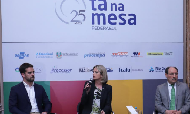 Candidatos reforçam críticas em debate na Federasul