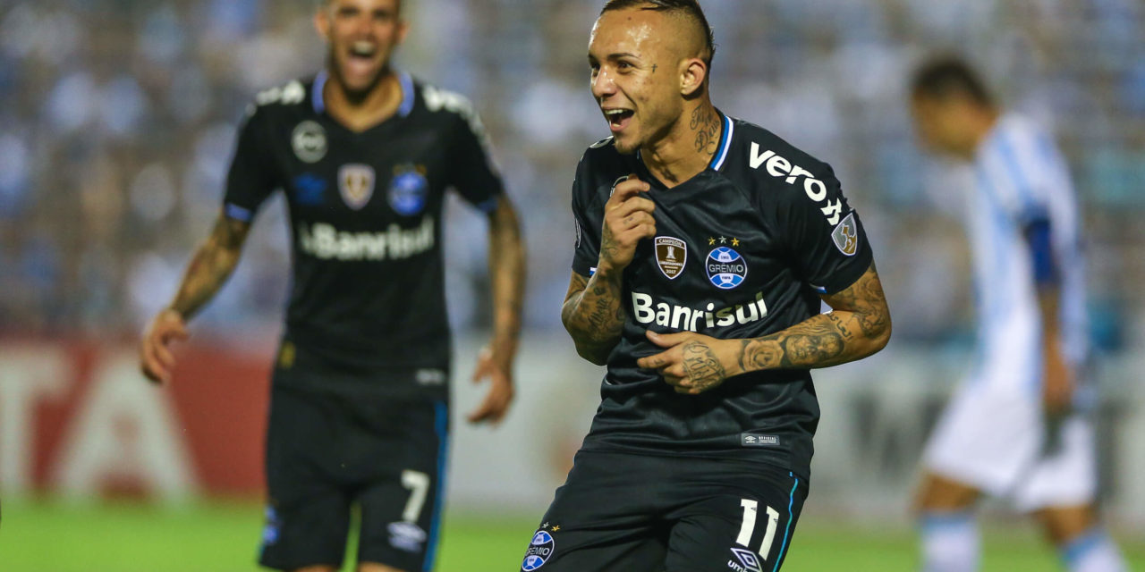 Everton pode estar fazendo seu último jogo pelo Grêmio