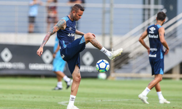 Luan voltou a sentir dor no pé e Grêmio toma providências