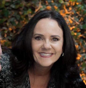 ACIST-SL sedia evento com a empresária Débora Giacomet