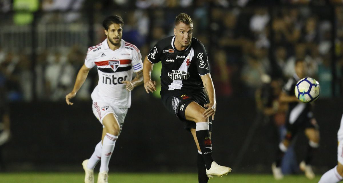 Vasco vence o São Paulo e ajuda a dupla Gre-Nal