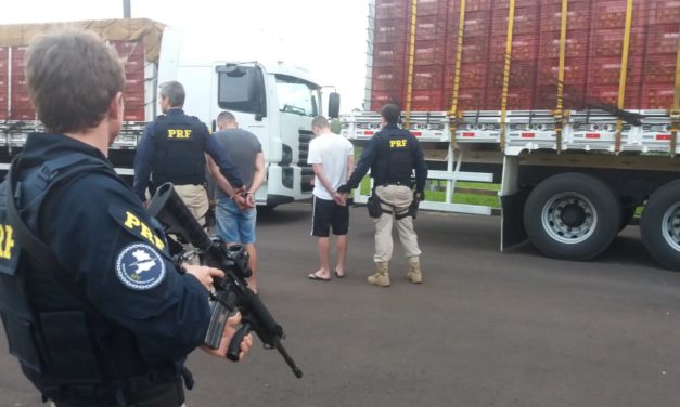 PRF apreende quase meio milhão de cigarros contrabandeados em Torres