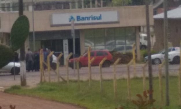 Quadrilha assalta agência bancária em Cambará do Sul