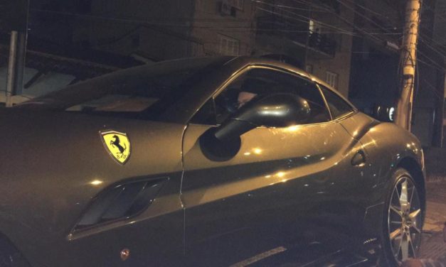 Veículo com 30 mil reais de atraso de IPVA é apreendido em Porto Alegre