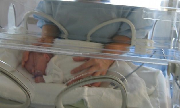 Novembro Roxo: um alerta sobre a prematuridade