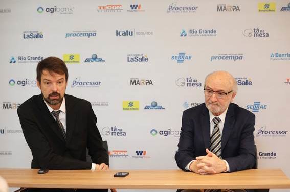 Percival Puggina e Fernando Schüler falam sobre as dificuldades em promover reformas no Brasil