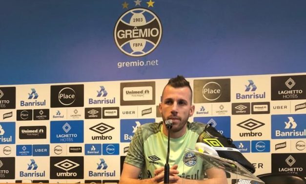 Paulo Victor pede que torcida abrace o time no Brasileirão