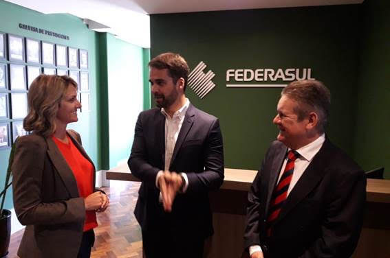 Governador eleito reforça seus compromissos em reunião