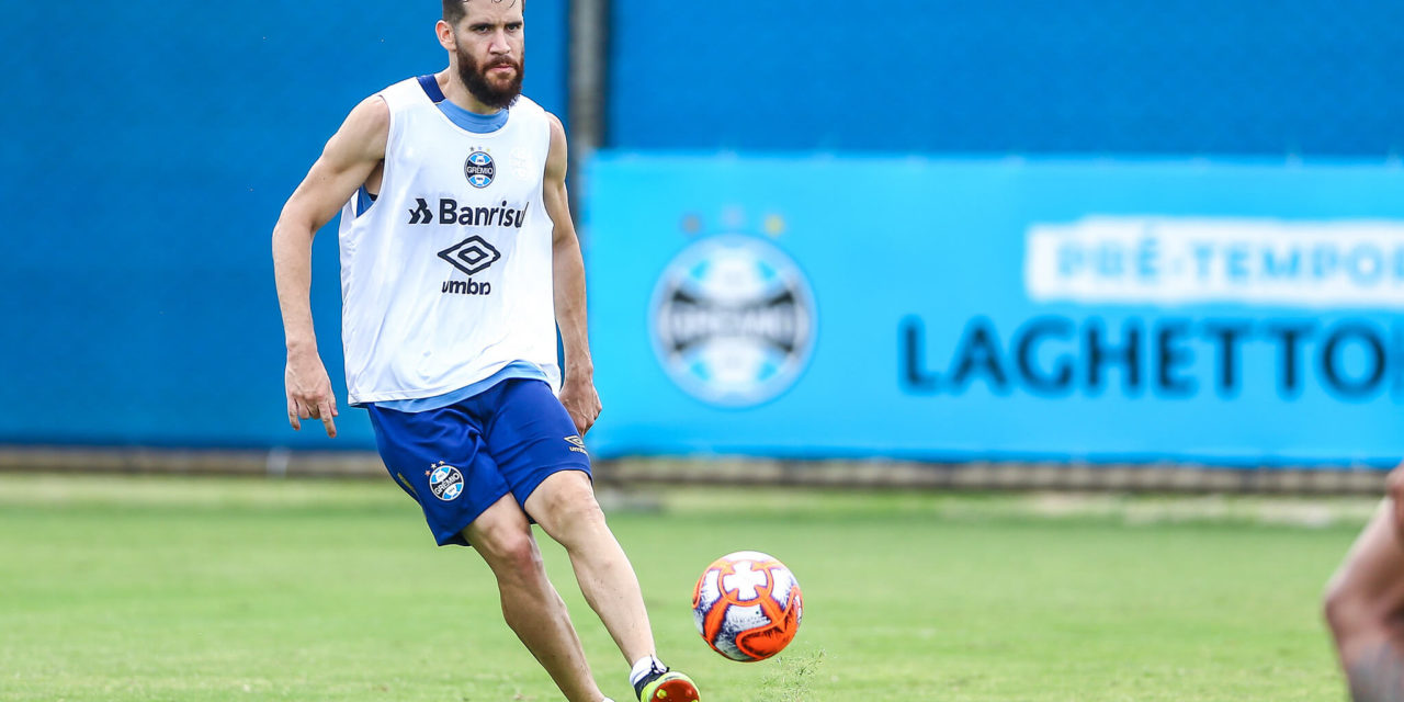 Marcelo Oliveira confirma que será zagueiro do Grêmio em 2019