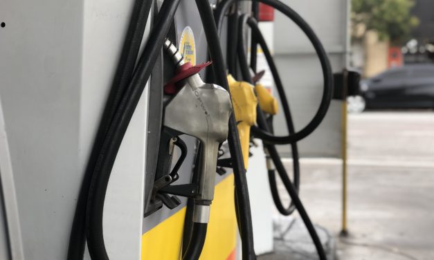 Cai o preço do diesel e da gasolina no Estado