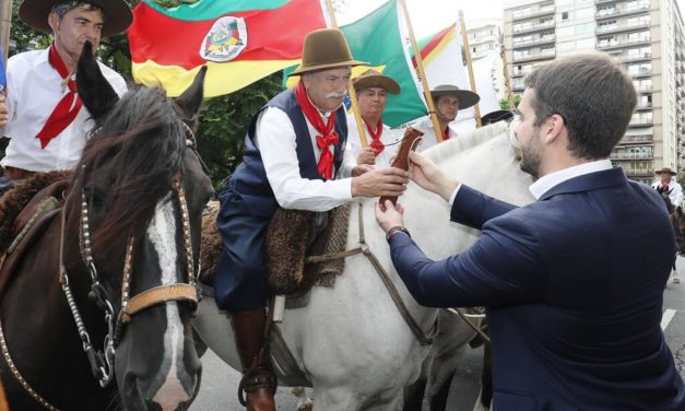 Cavalgada vai percorrer 300 quilômetros até Pelotas