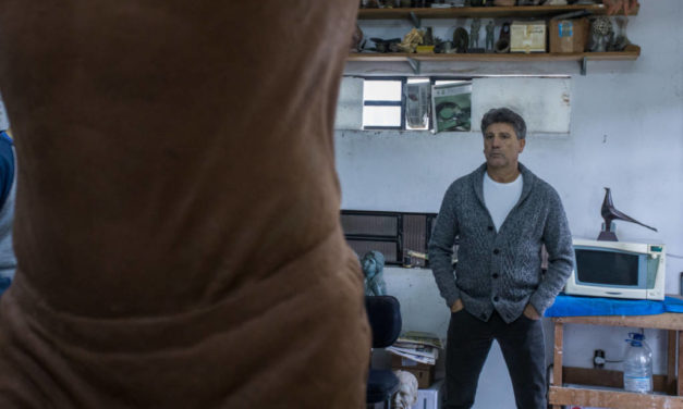 Grêmio divulga vídeo sobre estátua de Renato