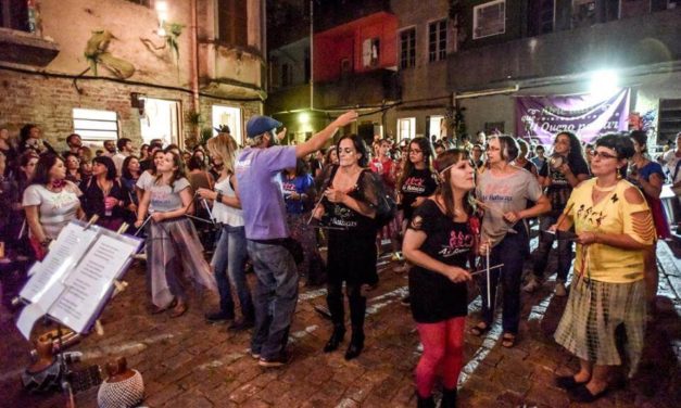 Grupo promove oficina de percussão para mulheres