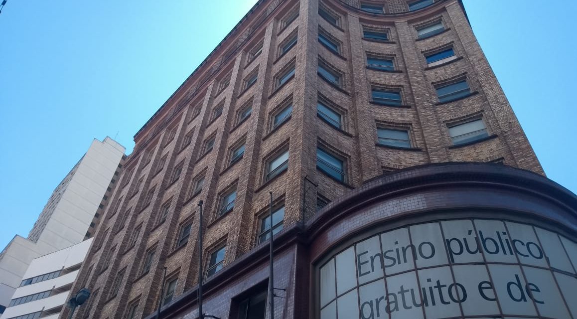 IFRS Porto Alegre suspende aulas por risco de incêndio