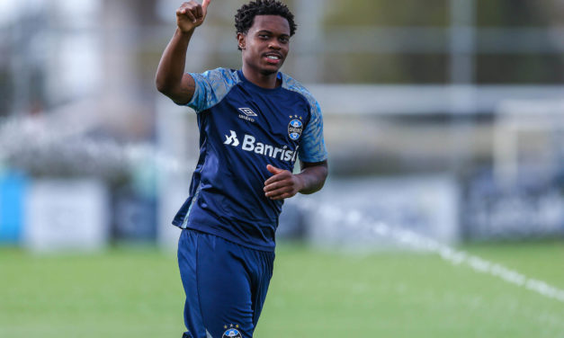Grêmio divulga lista da Libertadores com Lincoln e Vizeu com a 10