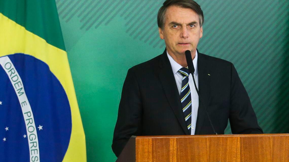 Bolsonaro anuncia criação da “Lava-Jato da Educação”