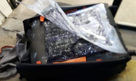 Mãe e filha são presas por tráfico internacional no Aeroporto Salgado Filho