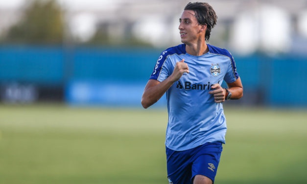 Geromel ainda é dúvida para jogo no Chile