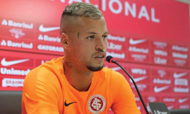 Inter encaminha renovação de Nico Lopez