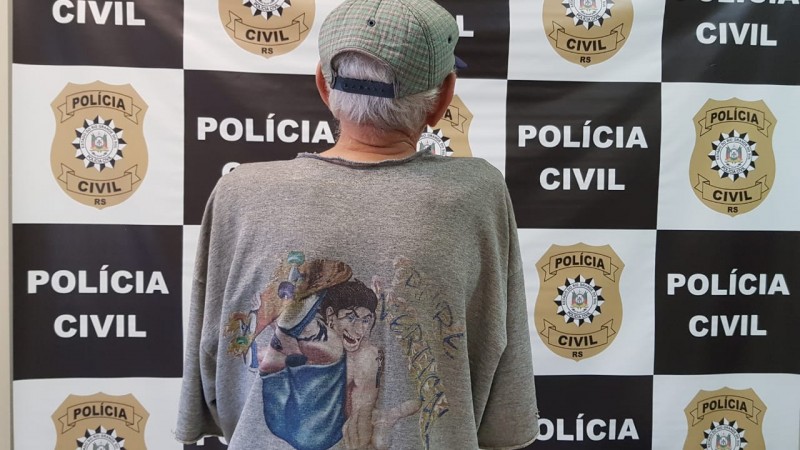 Idoso é preso por pedofilia em Porto Alegre