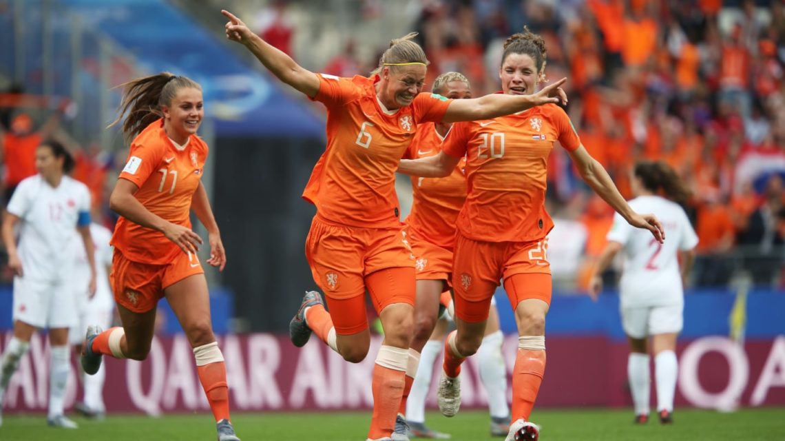 Holanda vence o Canadá e confirma liderança do Grupo E no Mundial Feminino