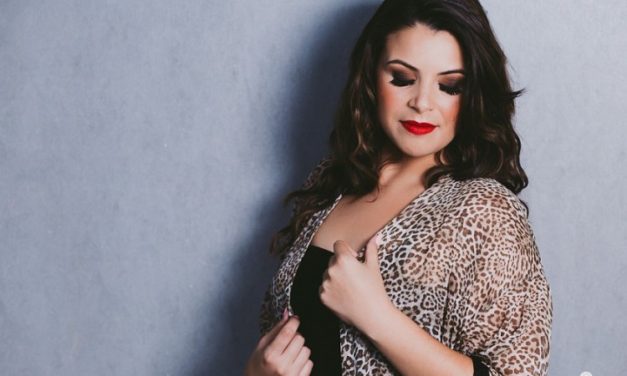 Tributo a Mercedes Sosa é atração do Projeto Chapéu Acústico