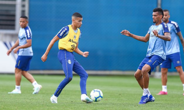 Produção em série, mais joias para Renato lapidar