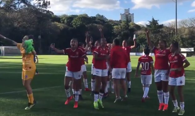 Gurias Coloradas vencem Gre-Nal por 4×0