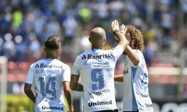 Grêmio atropela o Cruzeiro em Minas e aplica 4×1