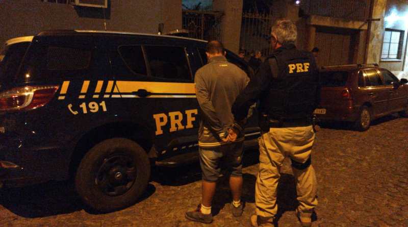 PRF e Brigada apreendem mais de 100kg de maconha em Pelotas
