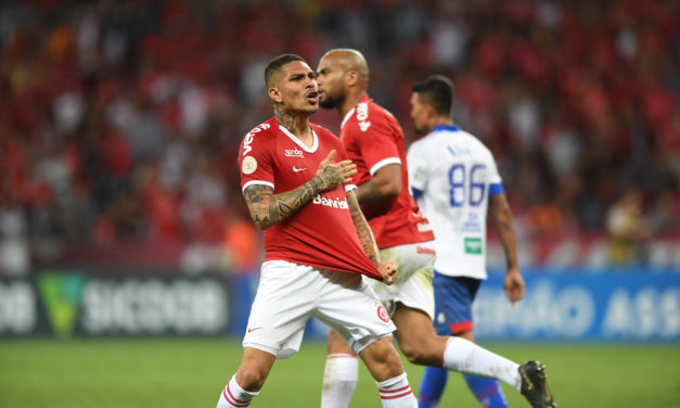 Lomba pega pênalti nos acréscimos e Internacional empata com Fortaleza