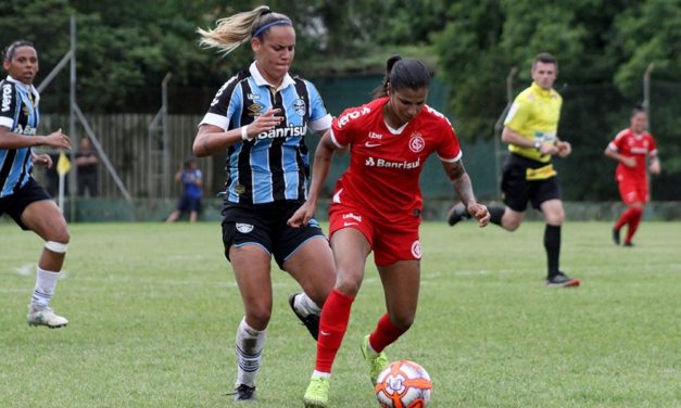 Gre-Nal feminino termina em empate no Vieirão