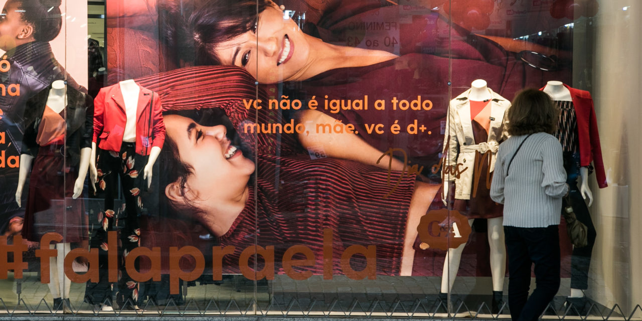 Procon Porto Alegre monitora preço de produtos na Black Friday