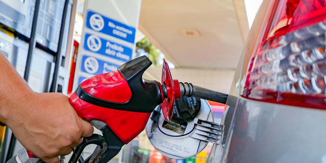 Procon multa postos por aumento injustificado nos combustíveis