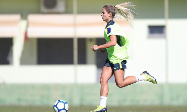 Maior artilheira do Iranduba-AM é o segundo reforço das Gurias Coloradas