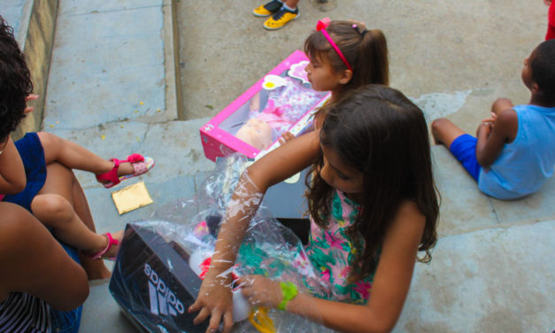 Natal Solidário em Porto Alegre: Doe brinquedos para crianças carentes, saiba como: