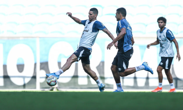 Tricolor treina na Arena antes de enfrentar o São José-RS