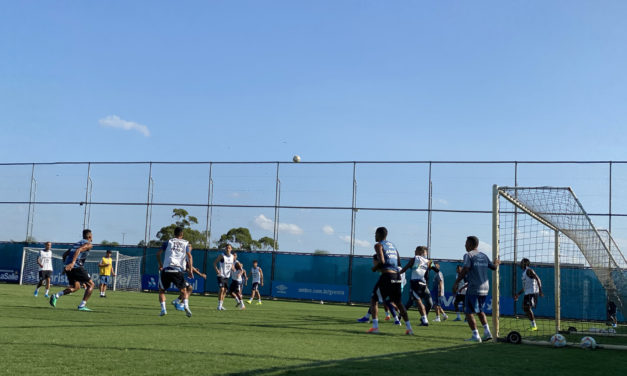 Domingo de trabalho para o grupo gremista