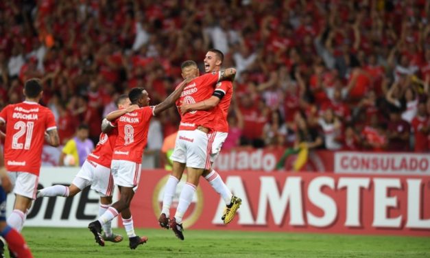 Arrasador, Inter domina o jogo e supera Universidad Católica por 3 a 0 no Beira-Rio