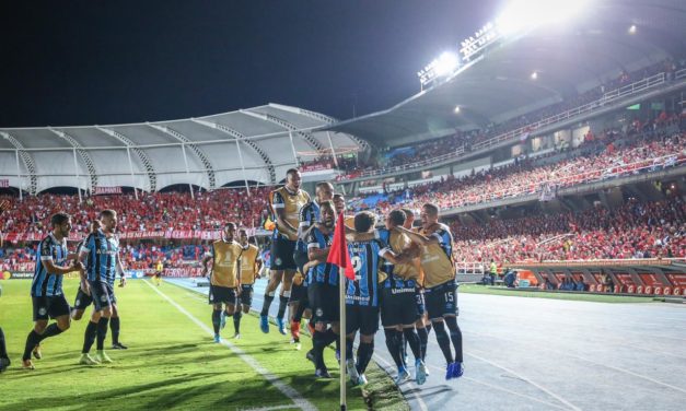 Grêmio vence o América de Cali por 2 a 0 na estreia da Libertadores